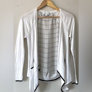 Elle Women White and Black Pattern Sweater